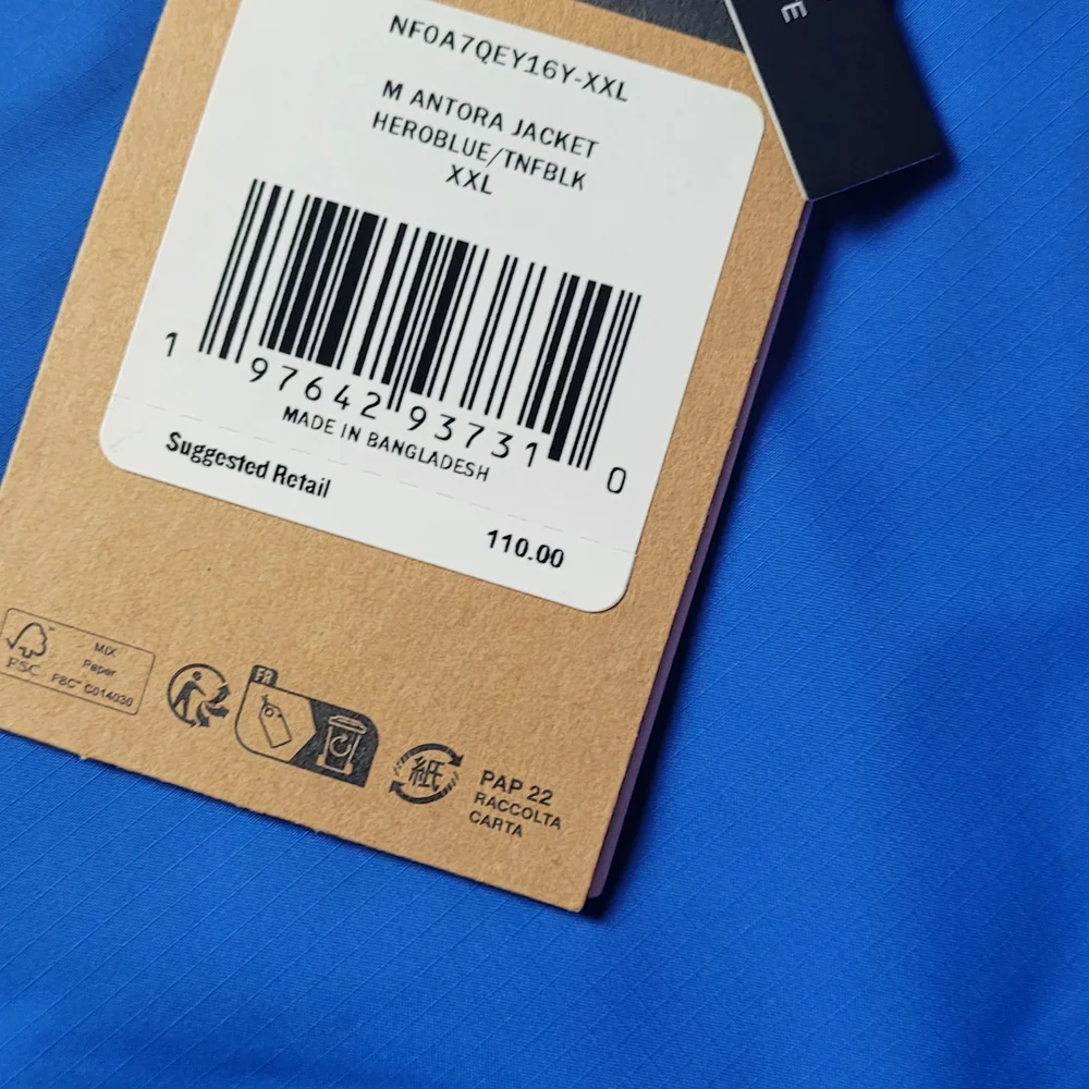 The North Face Men's Black and Blue Performance Jacket Size XXL